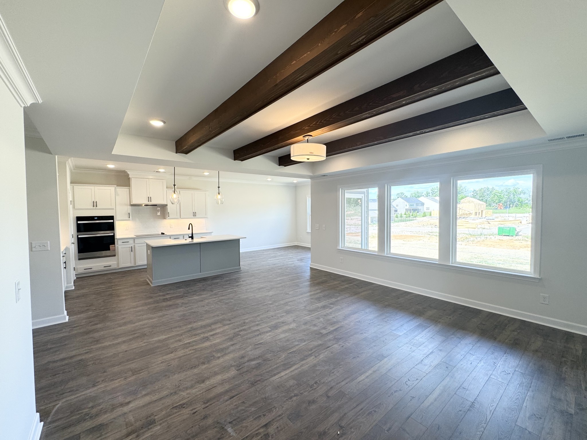 1933 Hildebrand Lane Columbia TN 38401