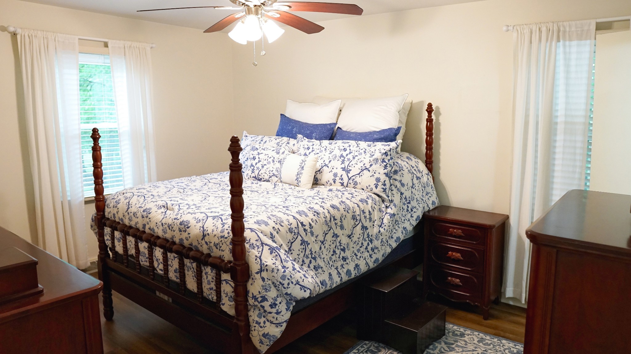 100 Canary Drive Dickson TN 37055