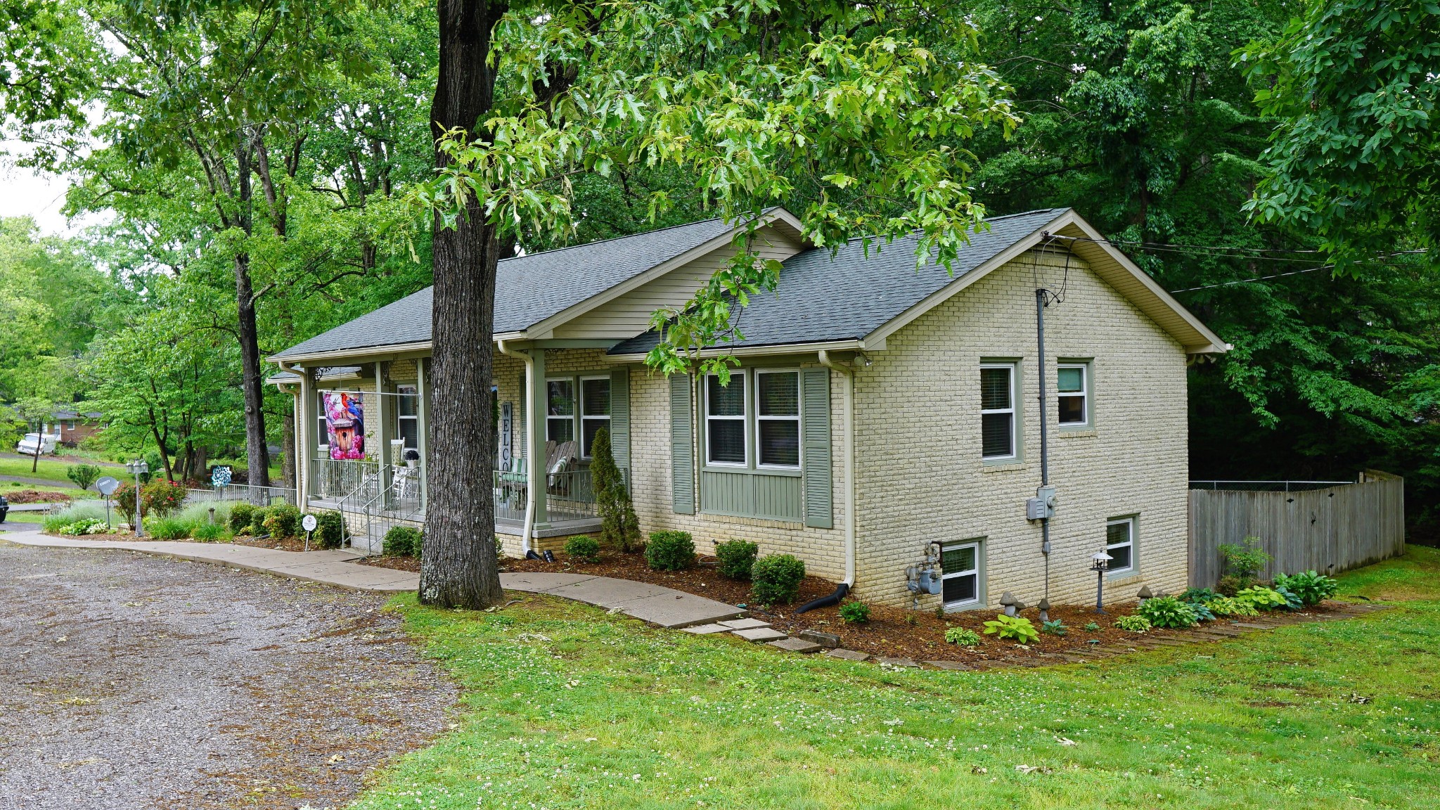 100 Canary Drive Dickson TN 37055