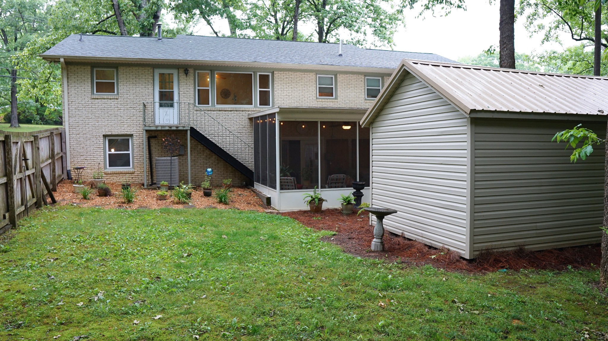 100 Canary Drive Dickson TN 37055