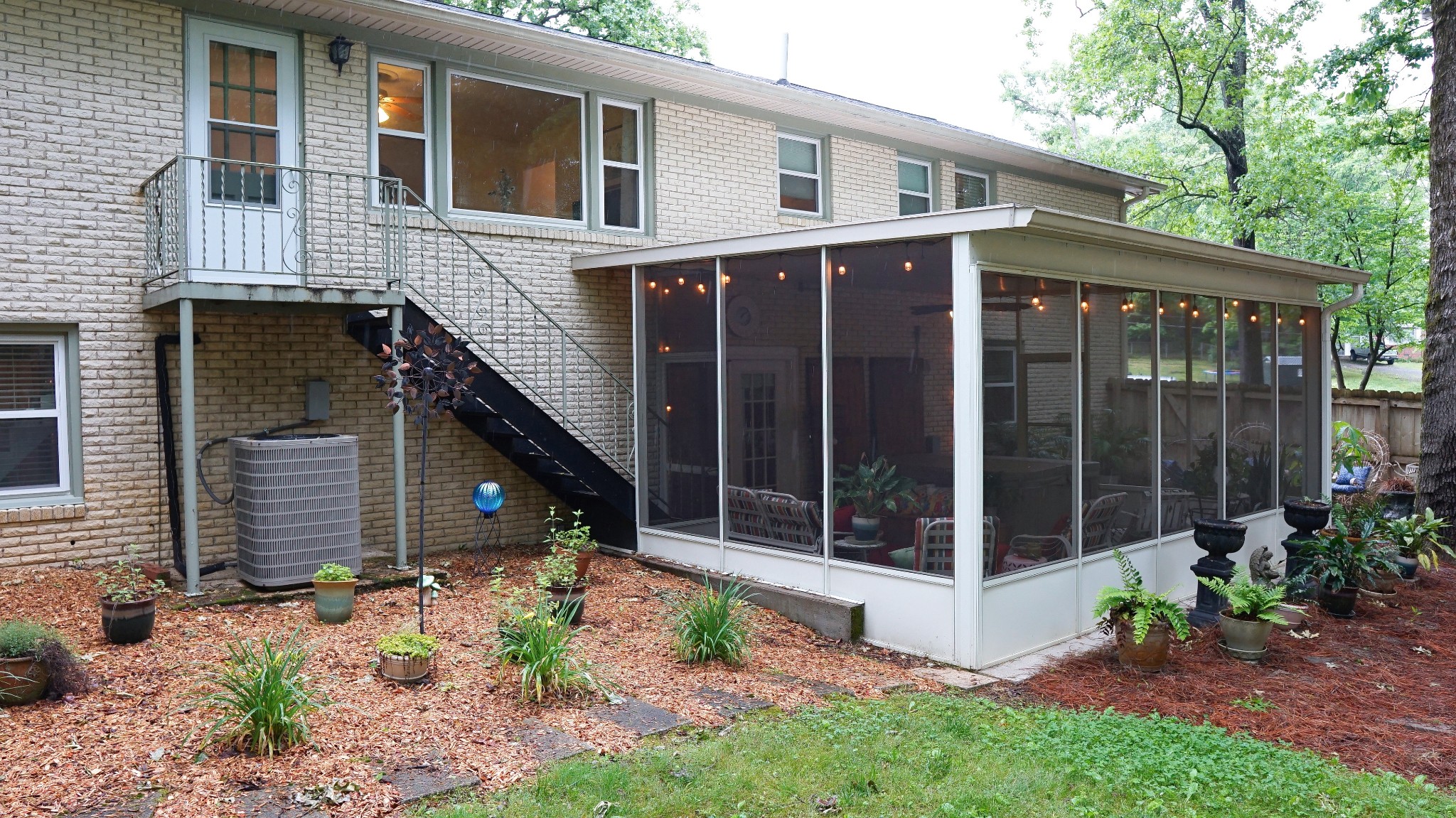 100 Canary Drive Dickson TN 37055