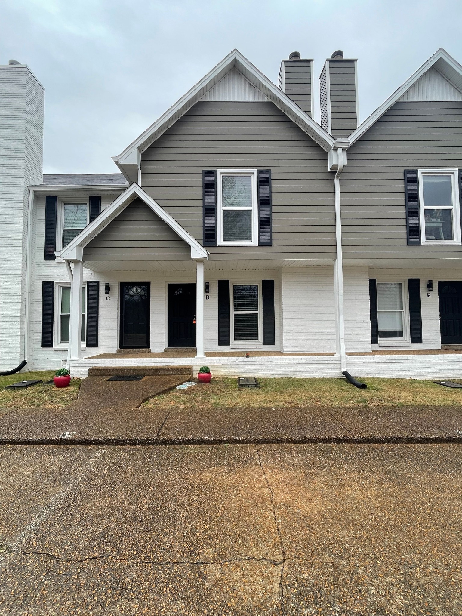 724 Due West Ave, N Madison TN 37115