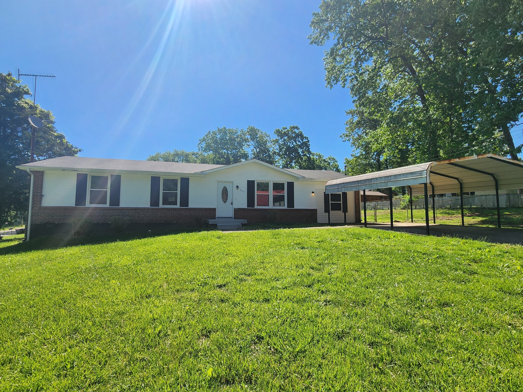 403 Louise Lane Clarksville TN 37042