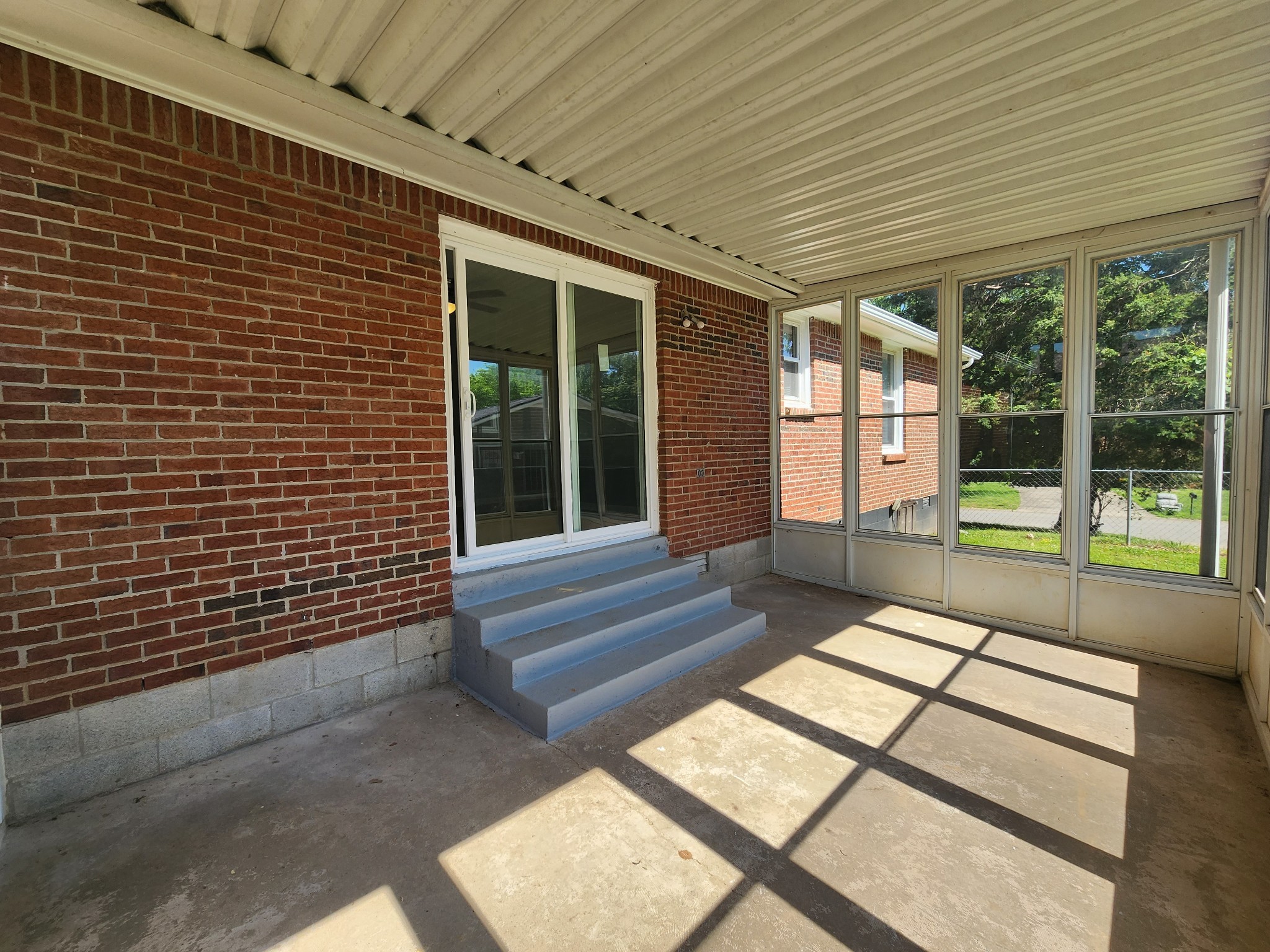 403 Louise Lane Clarksville TN 37042
