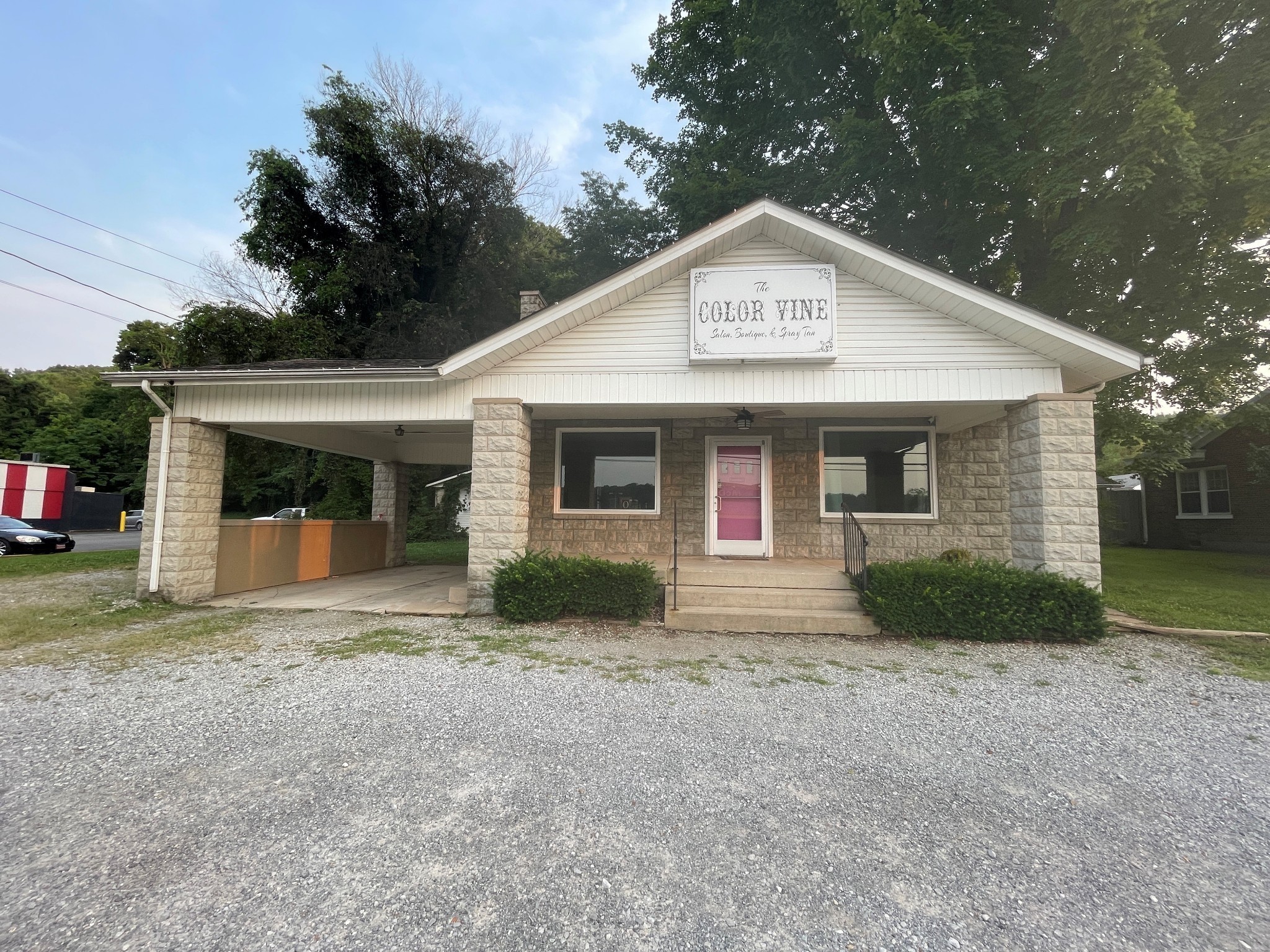 312 W Main Street Waverly TN 37185
