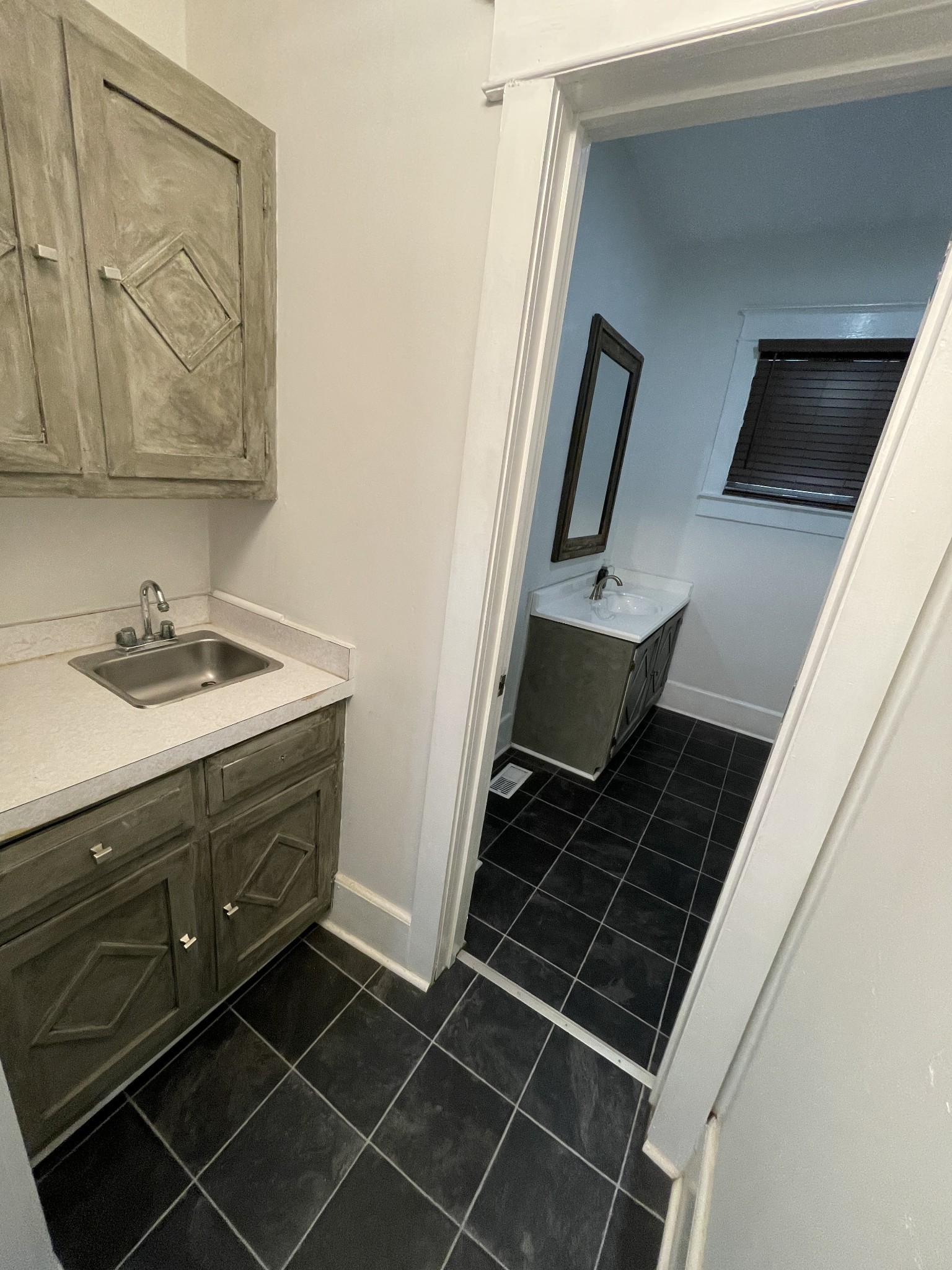 312 W Main Street Waverly TN 37185