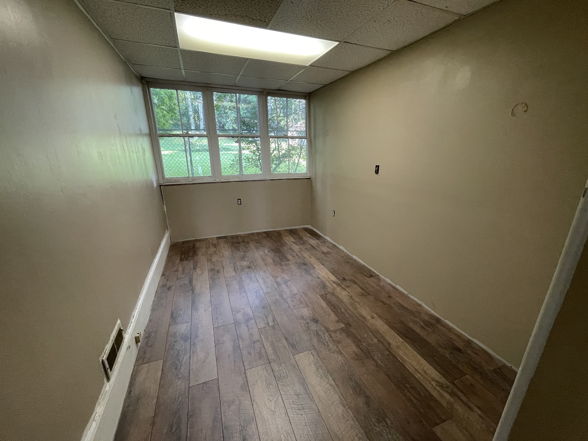312 W Main Street Waverly TN 37185