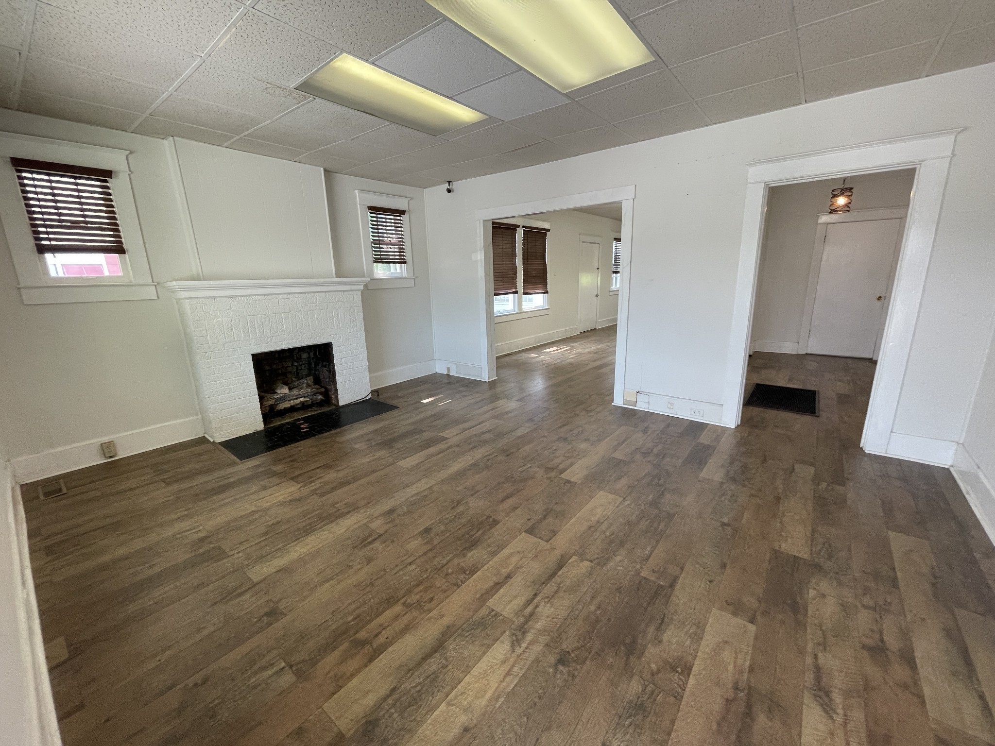 312 W Main Street Waverly TN 37185