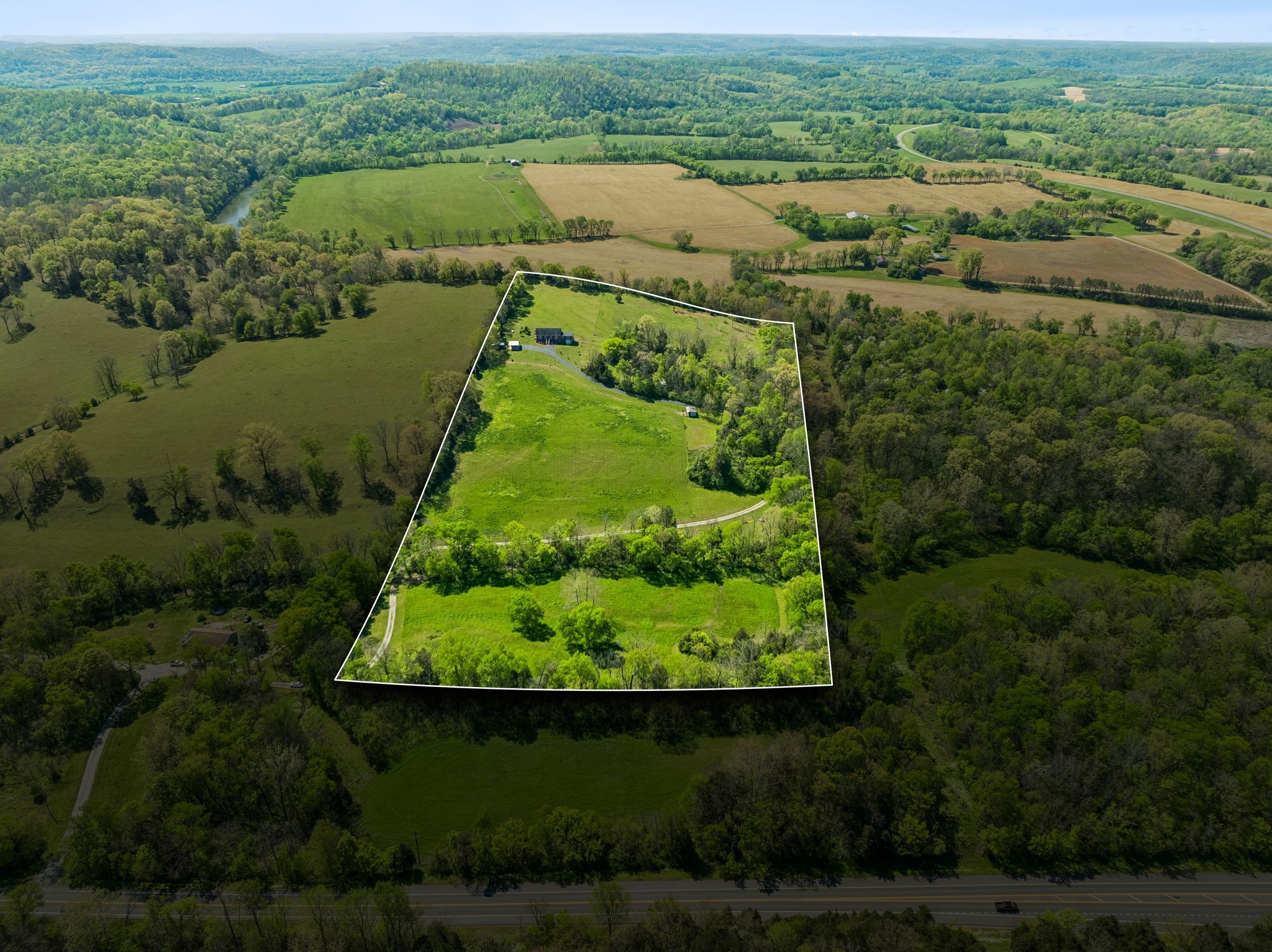 4341 Marlowe Road Williamsport TN 38487