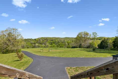 4341 Marlowe Road Williamsport TN 38487