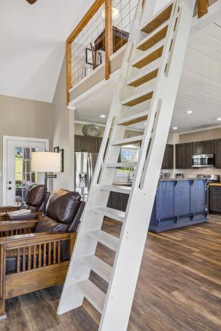 4341 Marlowe Road Williamsport TN 38487