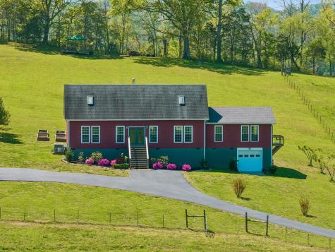 4341 Marlowe Road Williamsport TN 38487