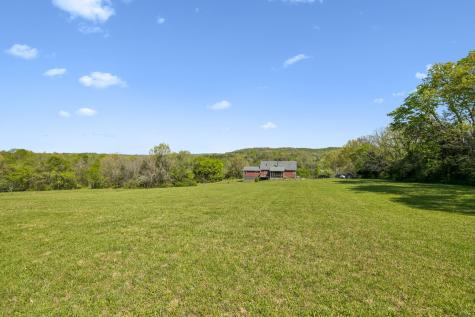 4341 Marlowe Road Williamsport TN 38487