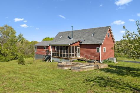 4341 Marlowe Road Williamsport TN 38487