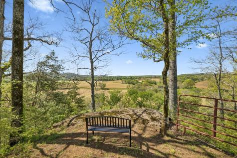 4341 Marlowe Road Williamsport TN 38487