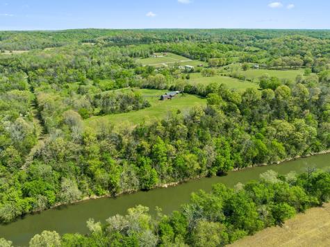 4341 Marlowe Road Williamsport TN 38487
