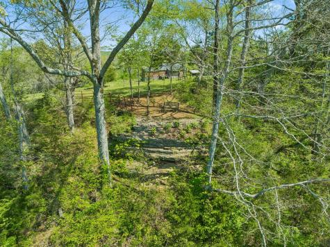 4341 Marlowe Road Williamsport TN 38487