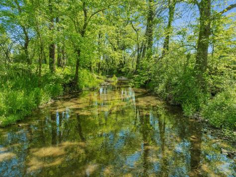 4341 Marlowe Road Williamsport TN 38487