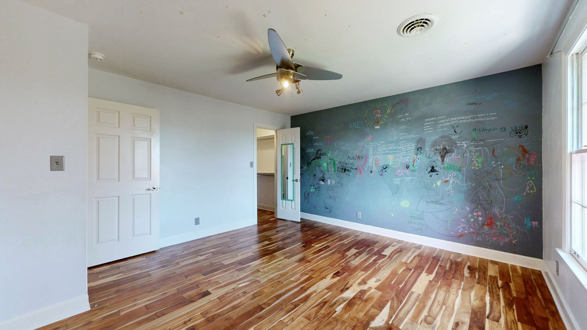 808 Shady Bluff Trail Clarksville TN 37043