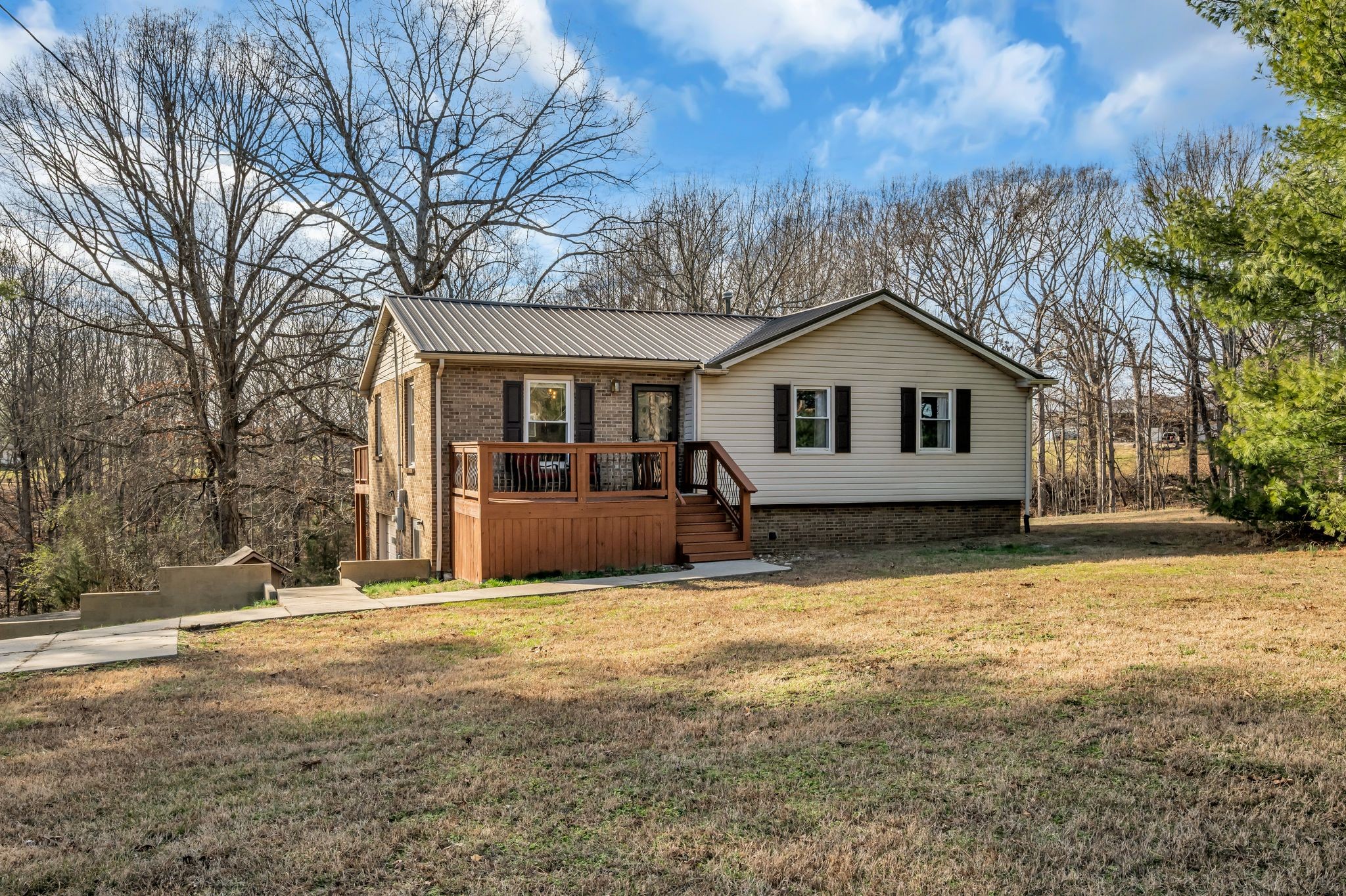 1006 Twin Oaks Drive White Bluff TN 37187