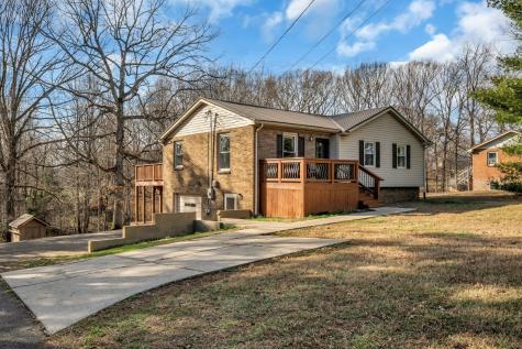 1006 Twin Oaks Drive White Bluff TN 37187
