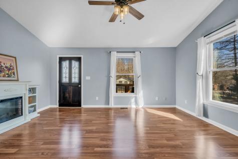 1006 Twin Oaks Drive White Bluff TN 37187
