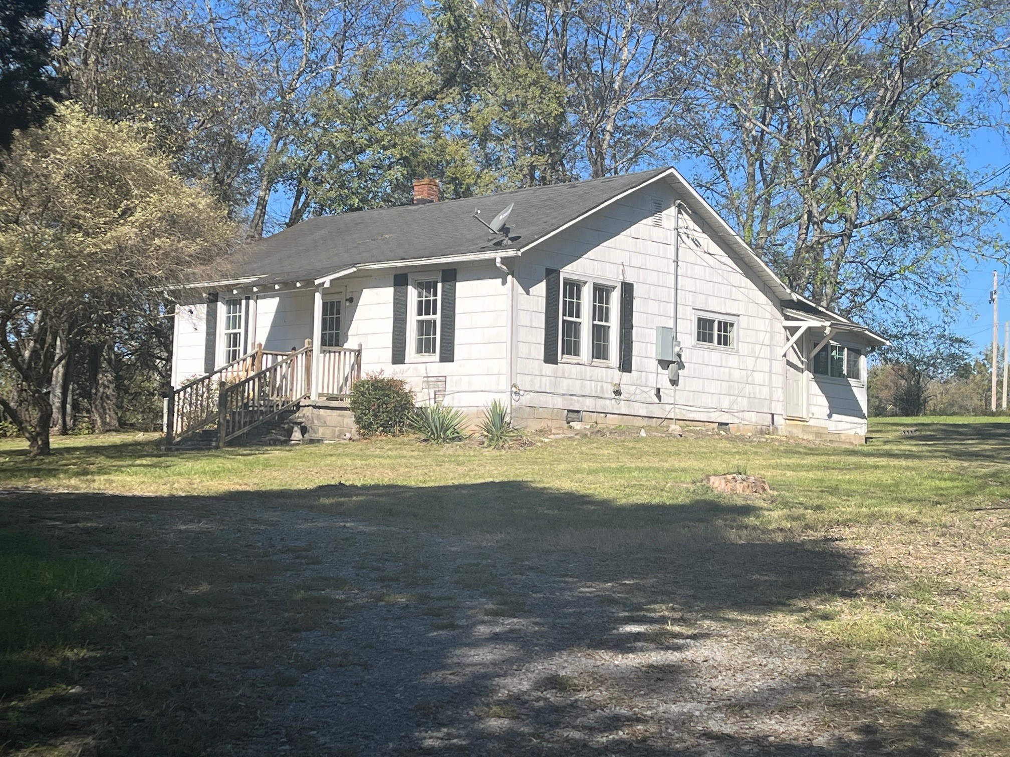 3370 Old Highway 25 Hartsville TN 37074