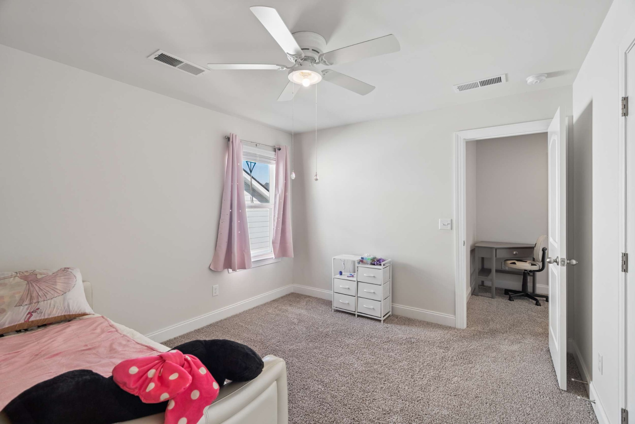 1237 Dutch Peak Lebanon TN 37090
