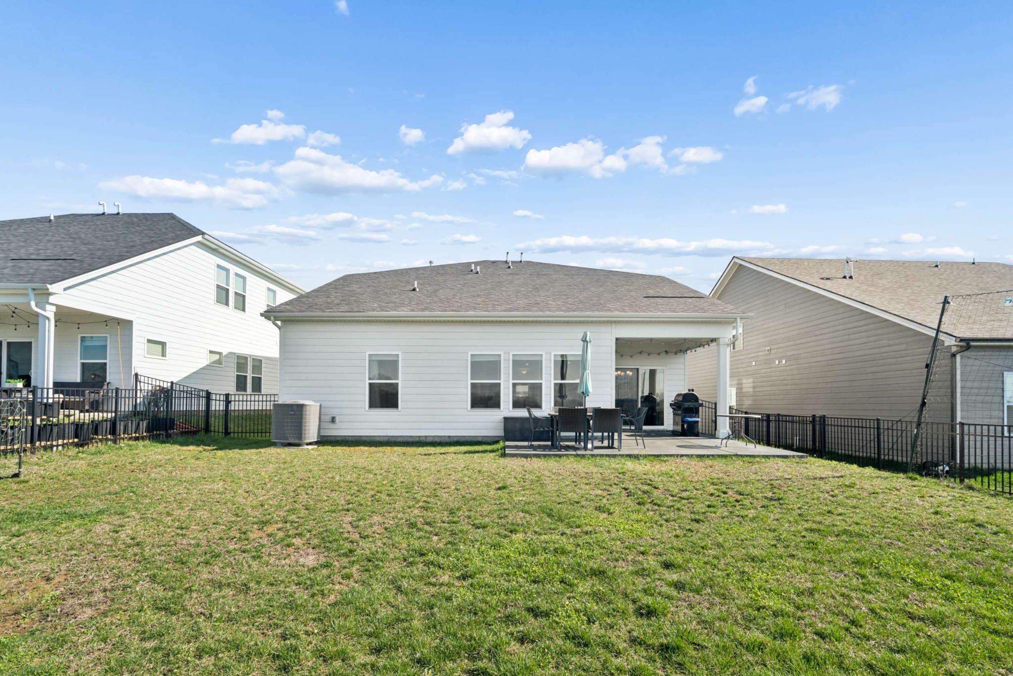 1237 Dutch Peak Lebanon TN 37090