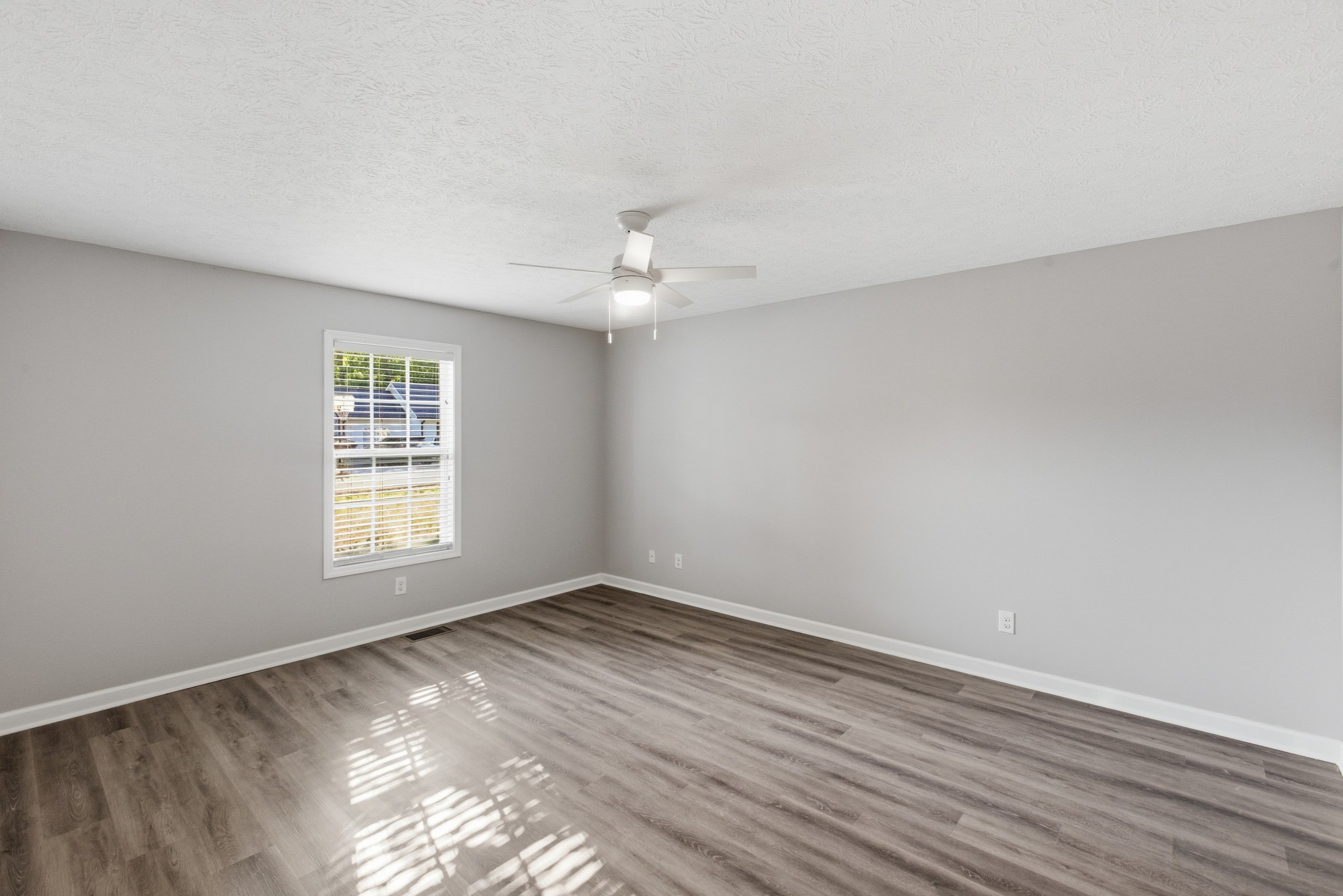 45 Bill Court Waverly TN 37185