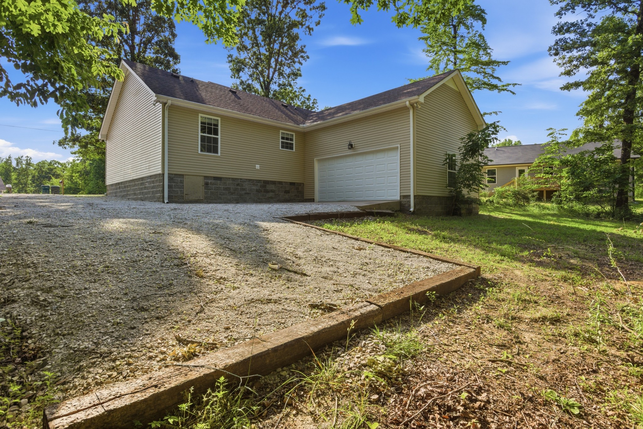 45 Bill Court Waverly TN 37185