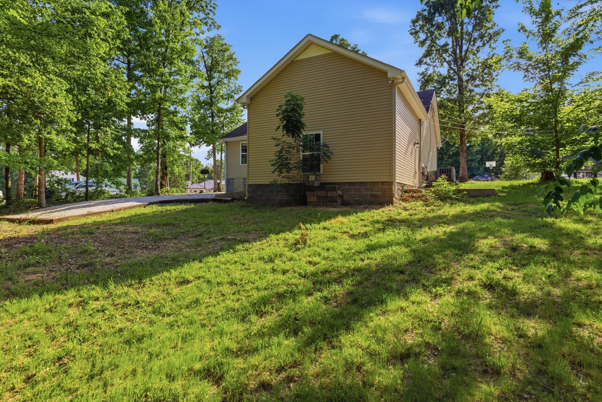 45 Bill Court Waverly TN 37185