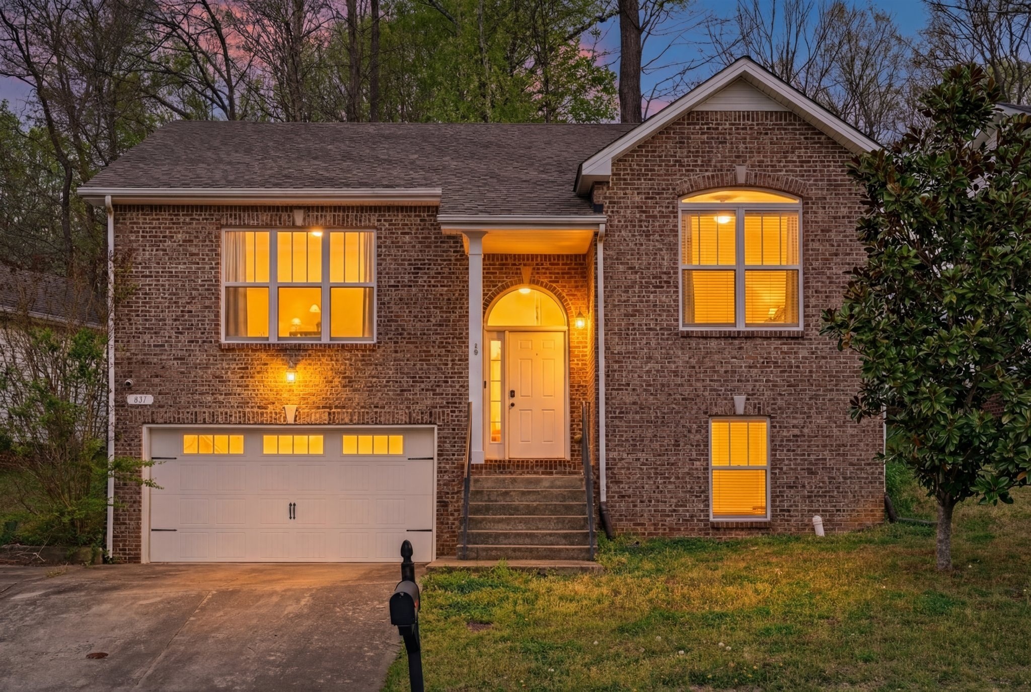 631 Hidden Valley Drive Clarksville TN 37040