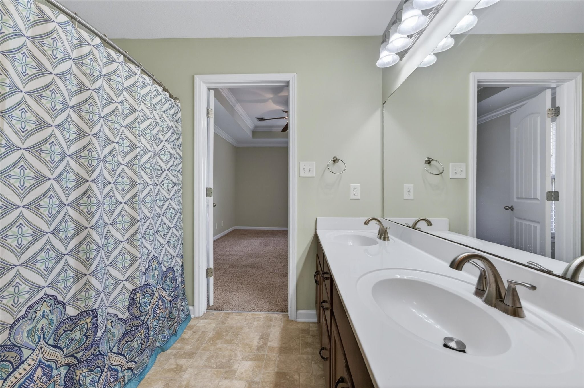 631 Hidden Valley Drive Clarksville TN 37040