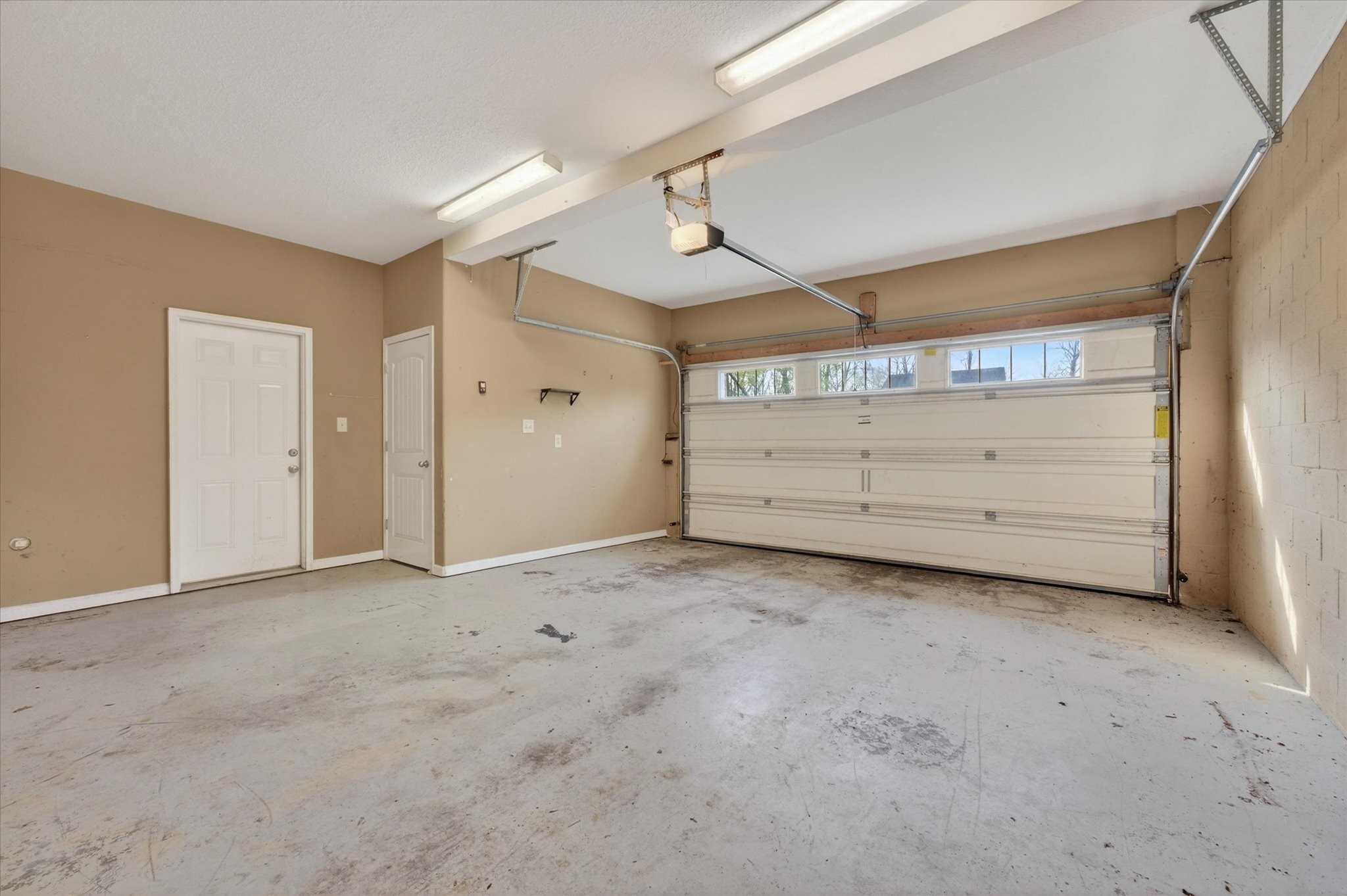 631 Hidden Valley Drive Clarksville TN 37040