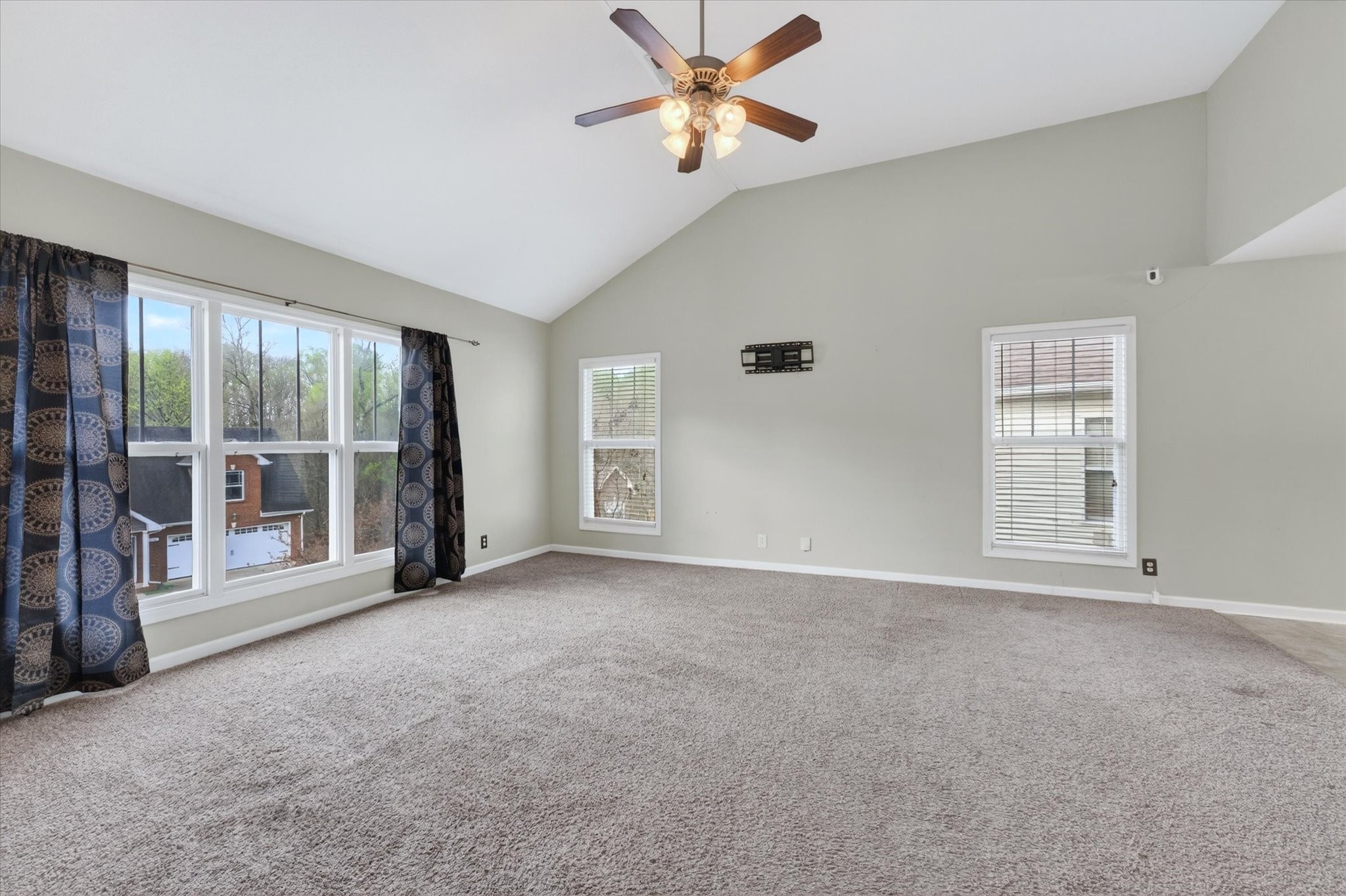 631 Hidden Valley Drive Clarksville TN 37040