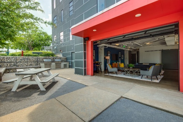 1900 12th Ave, S Nashville TN 37203