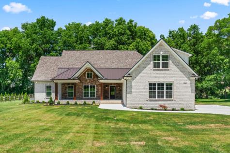 8021 Traditions Lane Columbia TN 38401