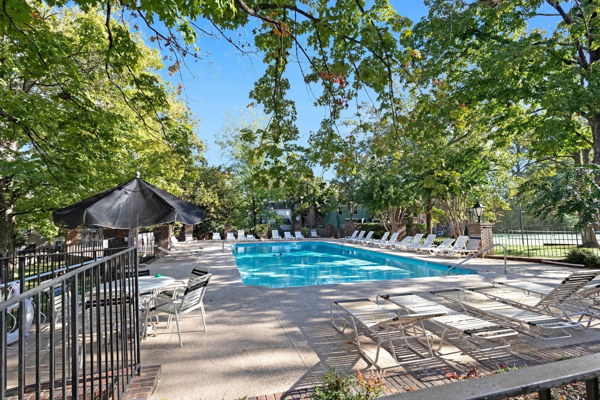 4400 Belmont Park Terrrace Nashville TN 37215