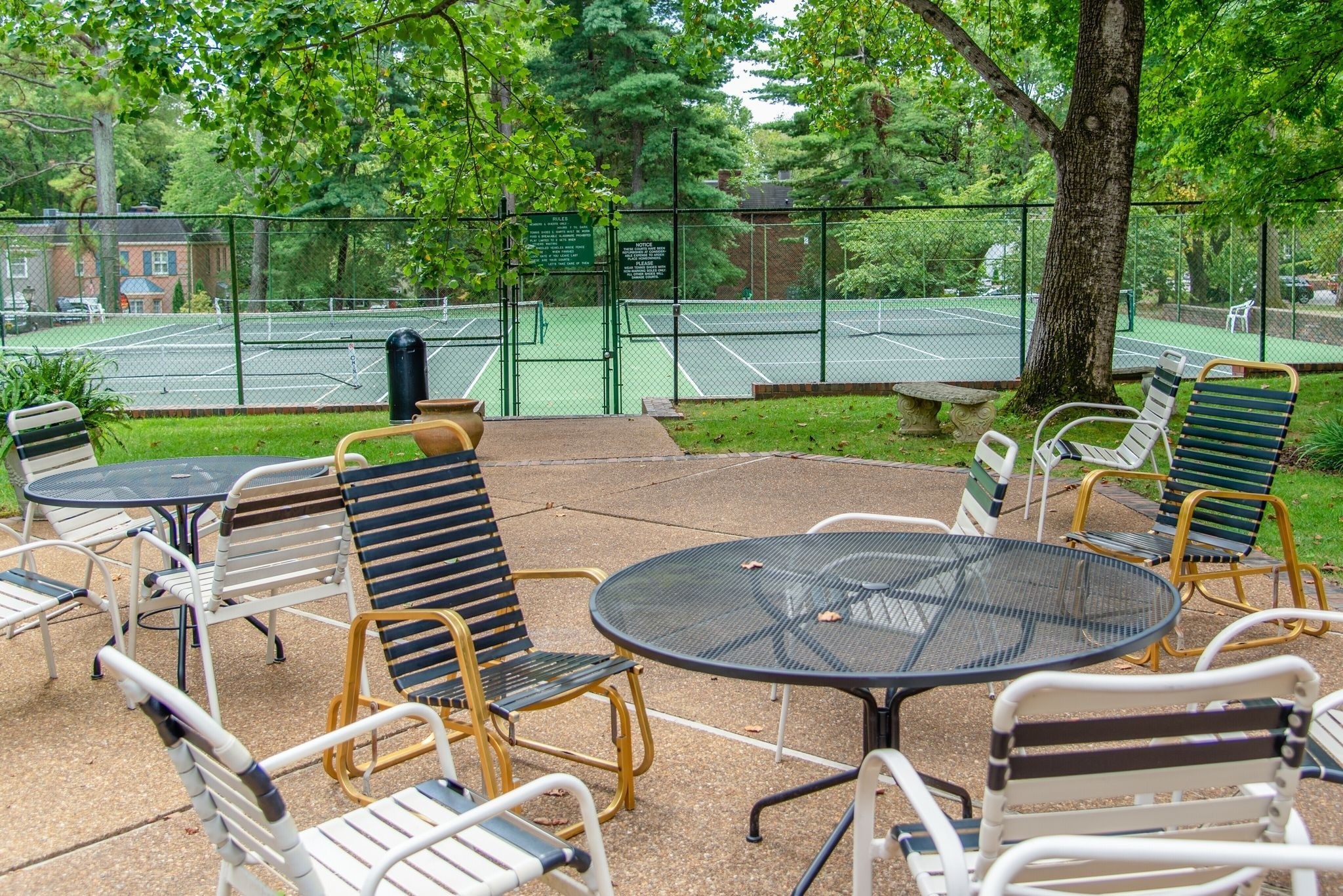 4400 Belmont Park Terrrace Nashville TN 37215