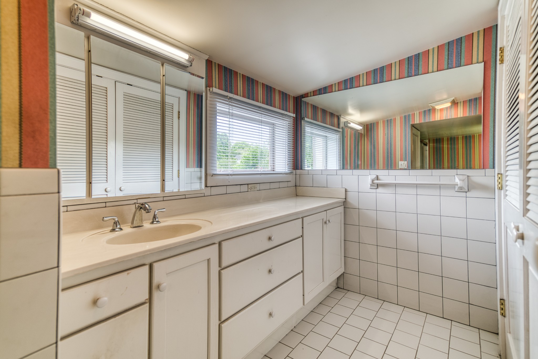 301 W 6th Street Russellville KY 42276