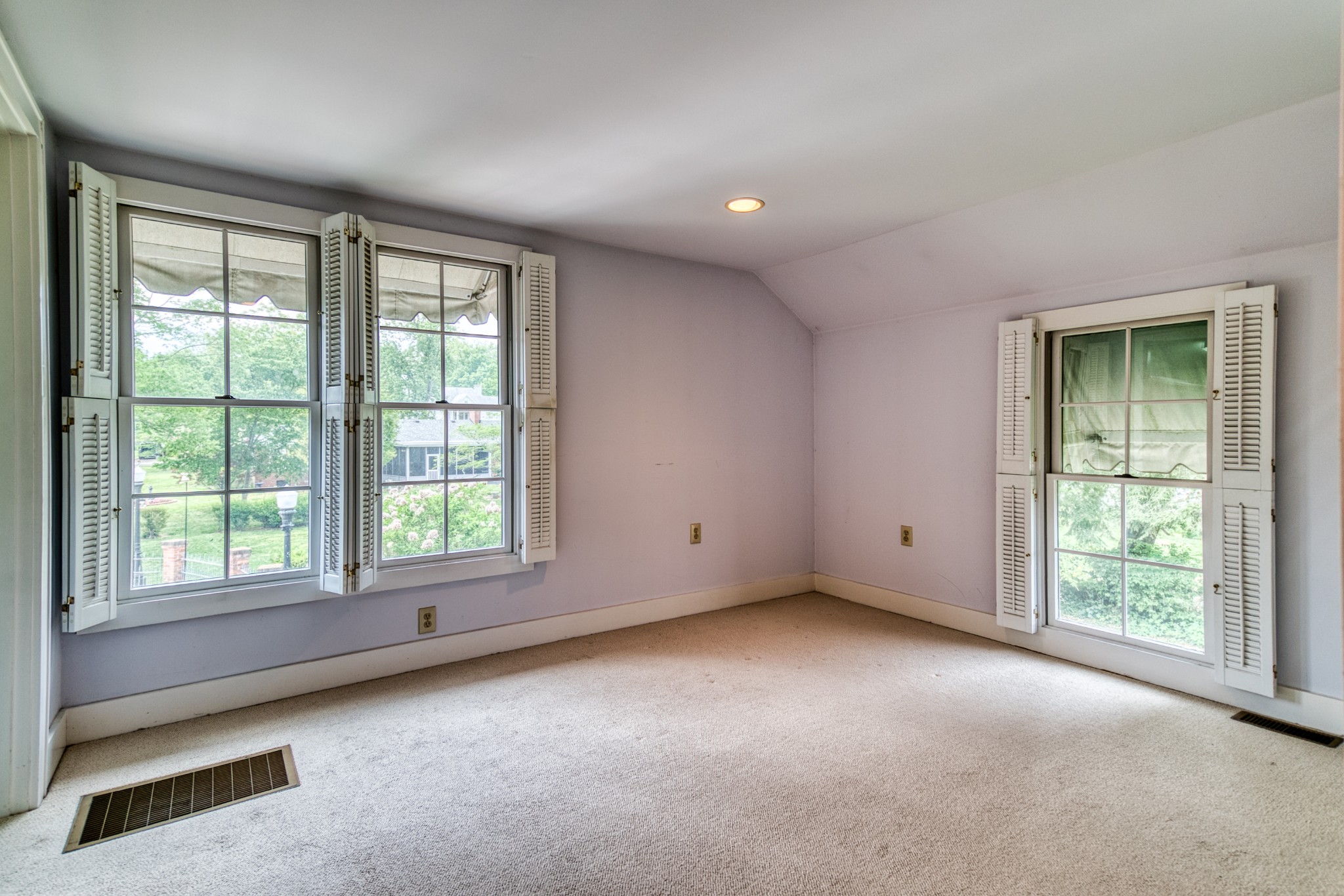 301 W 6th Street Russellville KY 42276