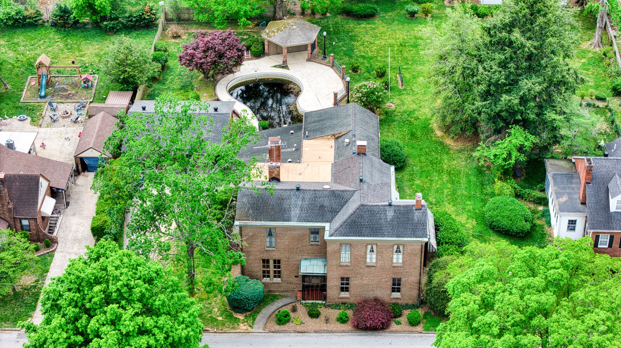 301 W 6th Street Russellville KY 42276