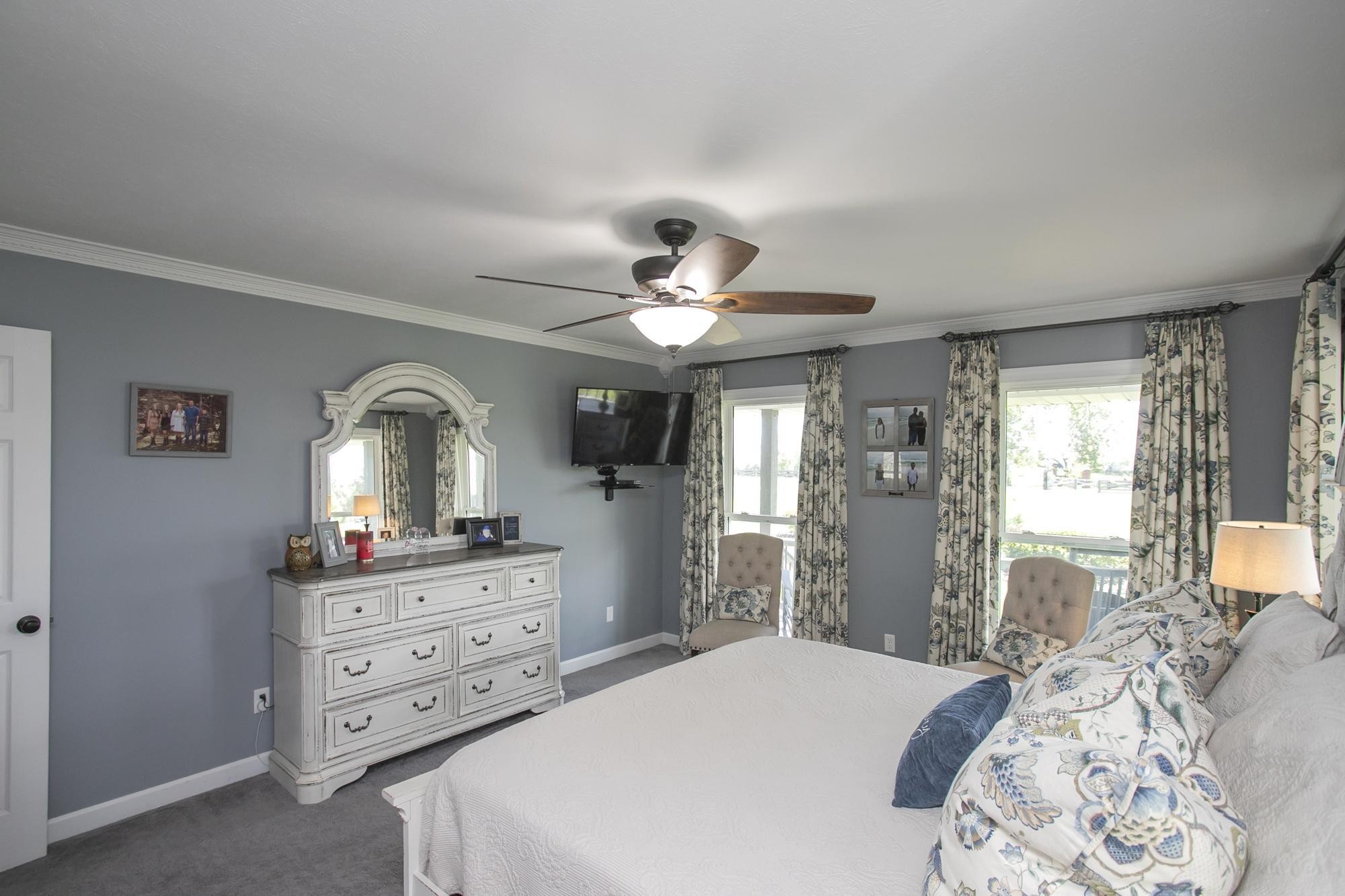 1043 Shelton Road Charlotte TN 37036