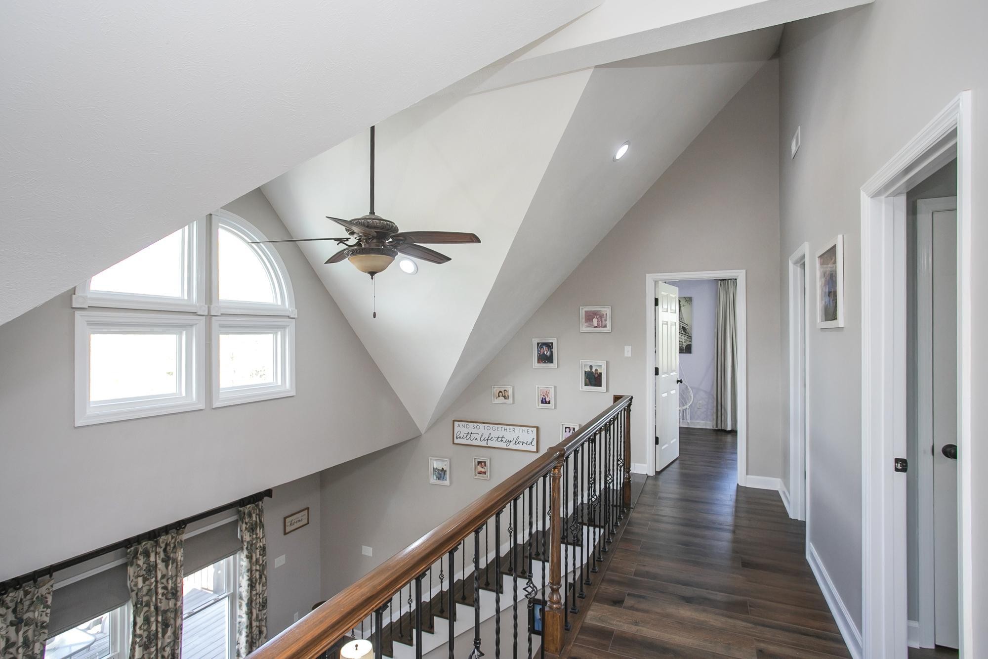 1043 Shelton Road Charlotte TN 37036