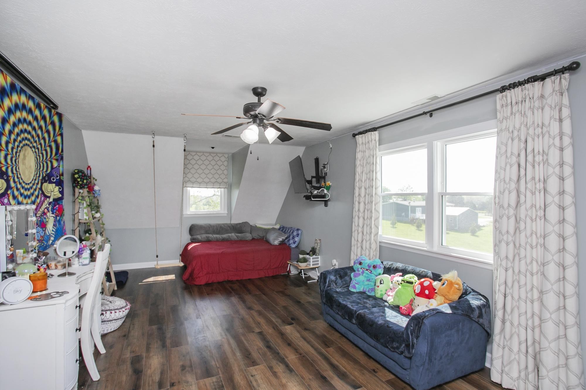1043 Shelton Road Charlotte TN 37036