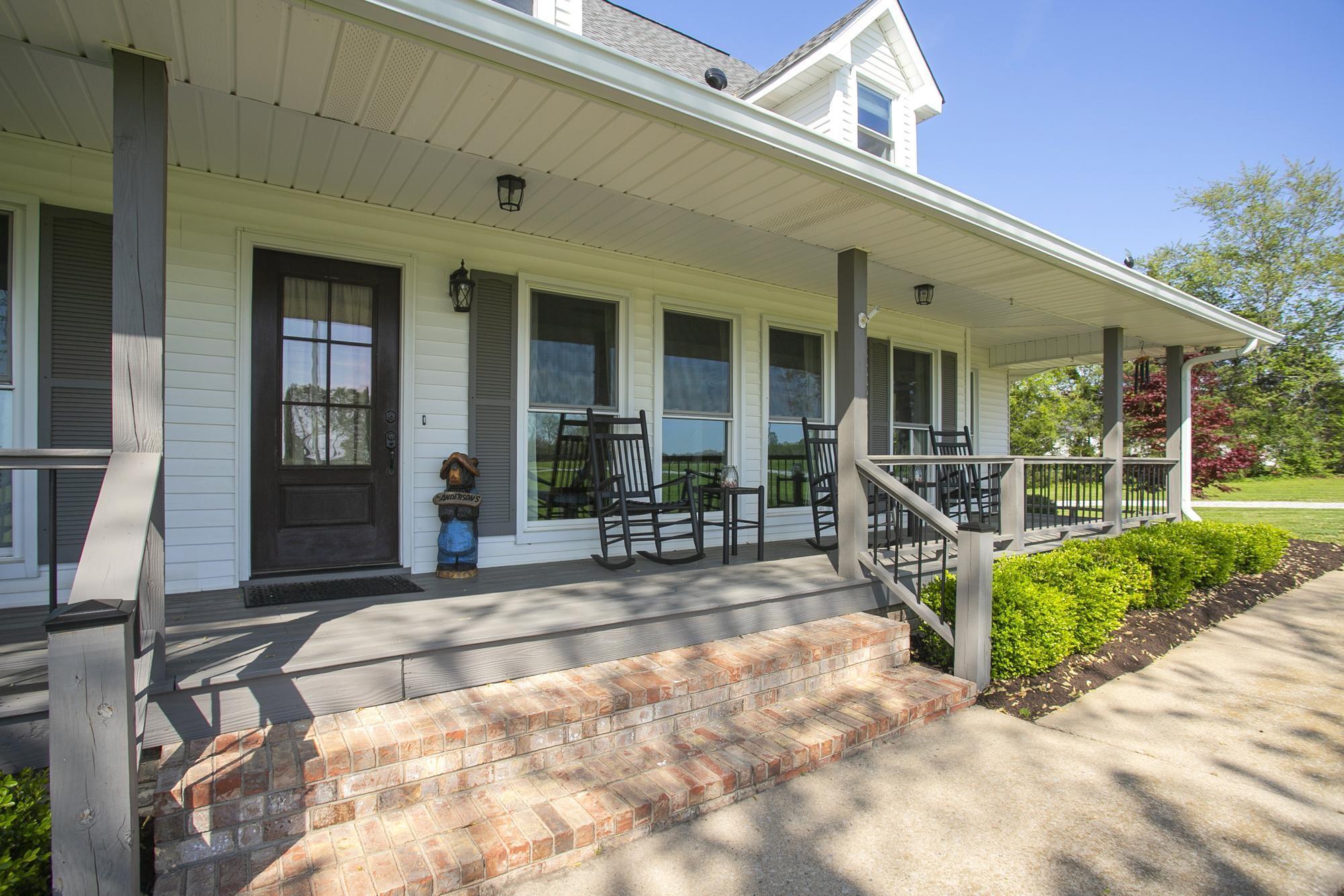 1043 Shelton Road Charlotte TN 37036