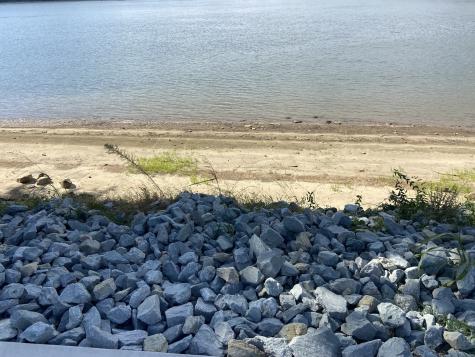 5 River Front Drive Clifton TN 38425