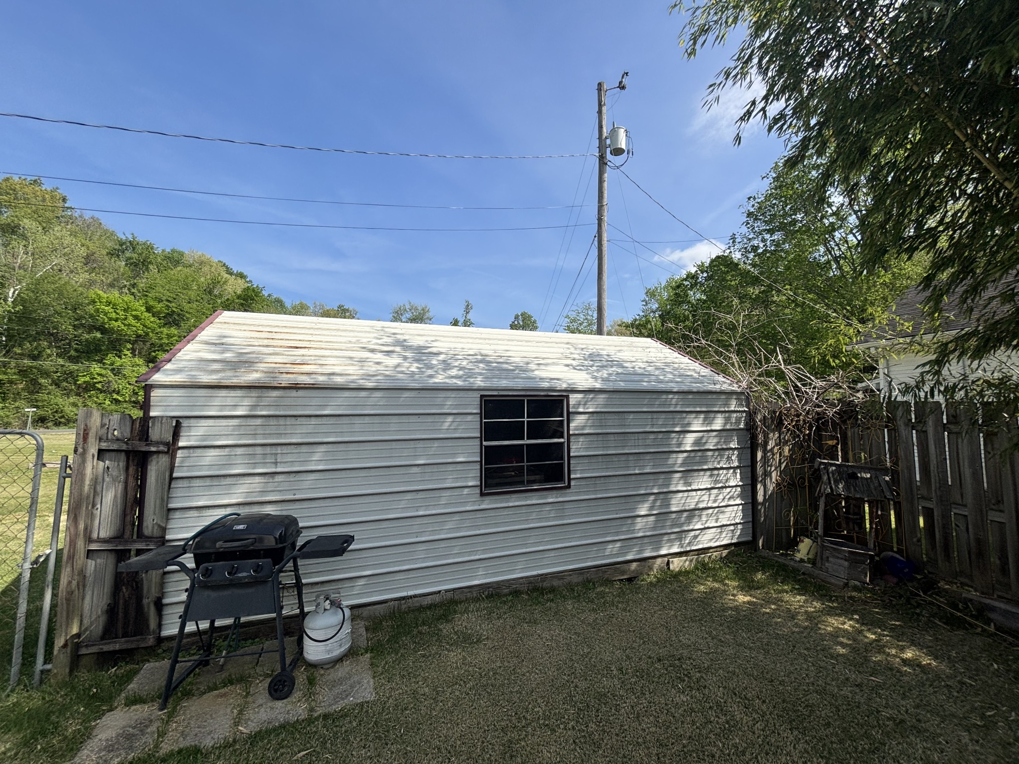 206 Dreaden Street Waverly TN 37185