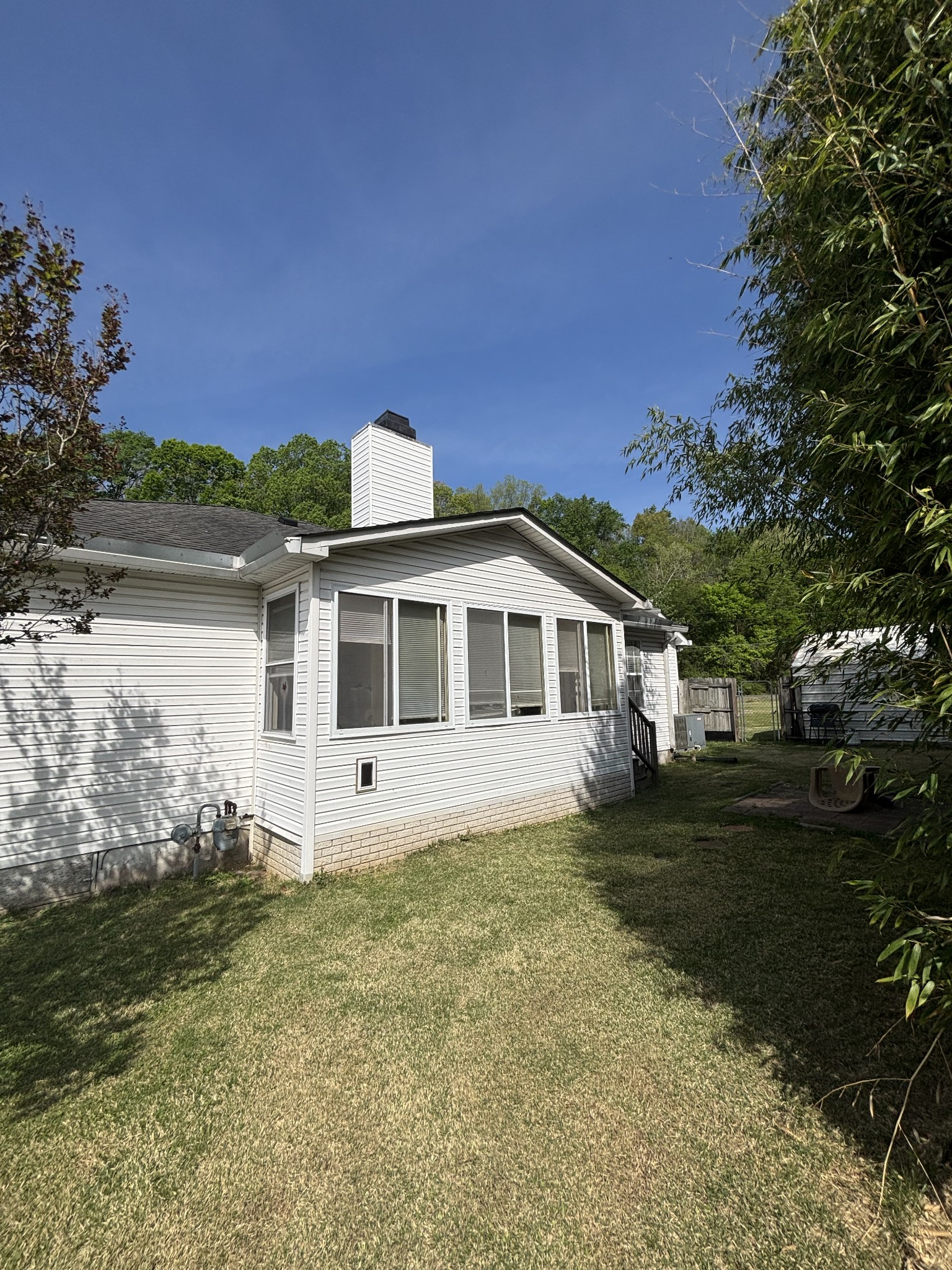 206 Dreaden Street Waverly TN 37185